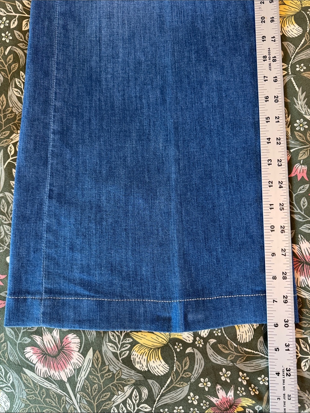 AG Adriano Goldschmied “Stella” Low-slung palazzo Wide-Leg Jeans, 30” inseam - Picture 6 of 14